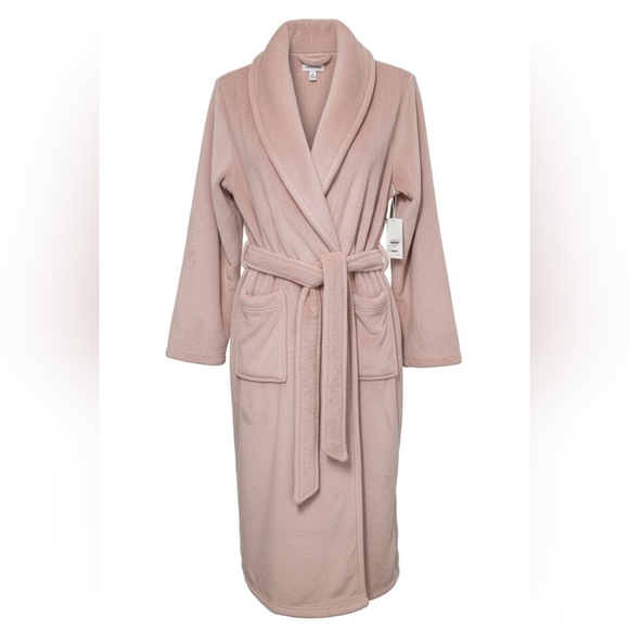 Nordstrom Other - NORDSTROM NWT PLUSH BATHROBE PINK PUFF SIZE SMALL